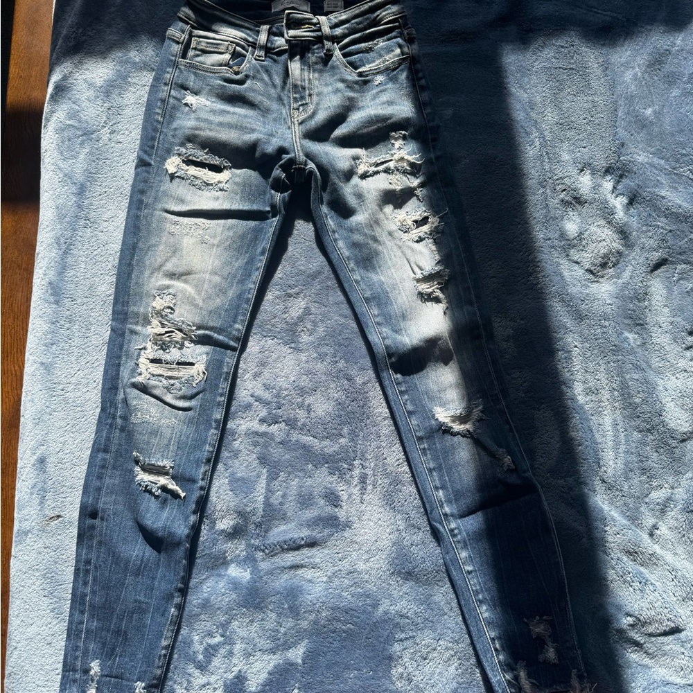 KanCan Distressed Skinny Jeans in Blue